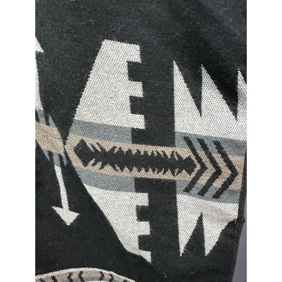 Cejon Open Front Vest Shawl‎ Womens Small Black Gray Knit Southwestern Cape - Picture 5 of 7